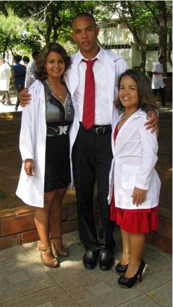 Compañeros Con sus compañeros.