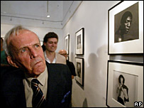 The President of the Cuban Parliament, Ricardo Alarcon, at the exhibition of Robert Mapplethorpe in Havana, Cuba